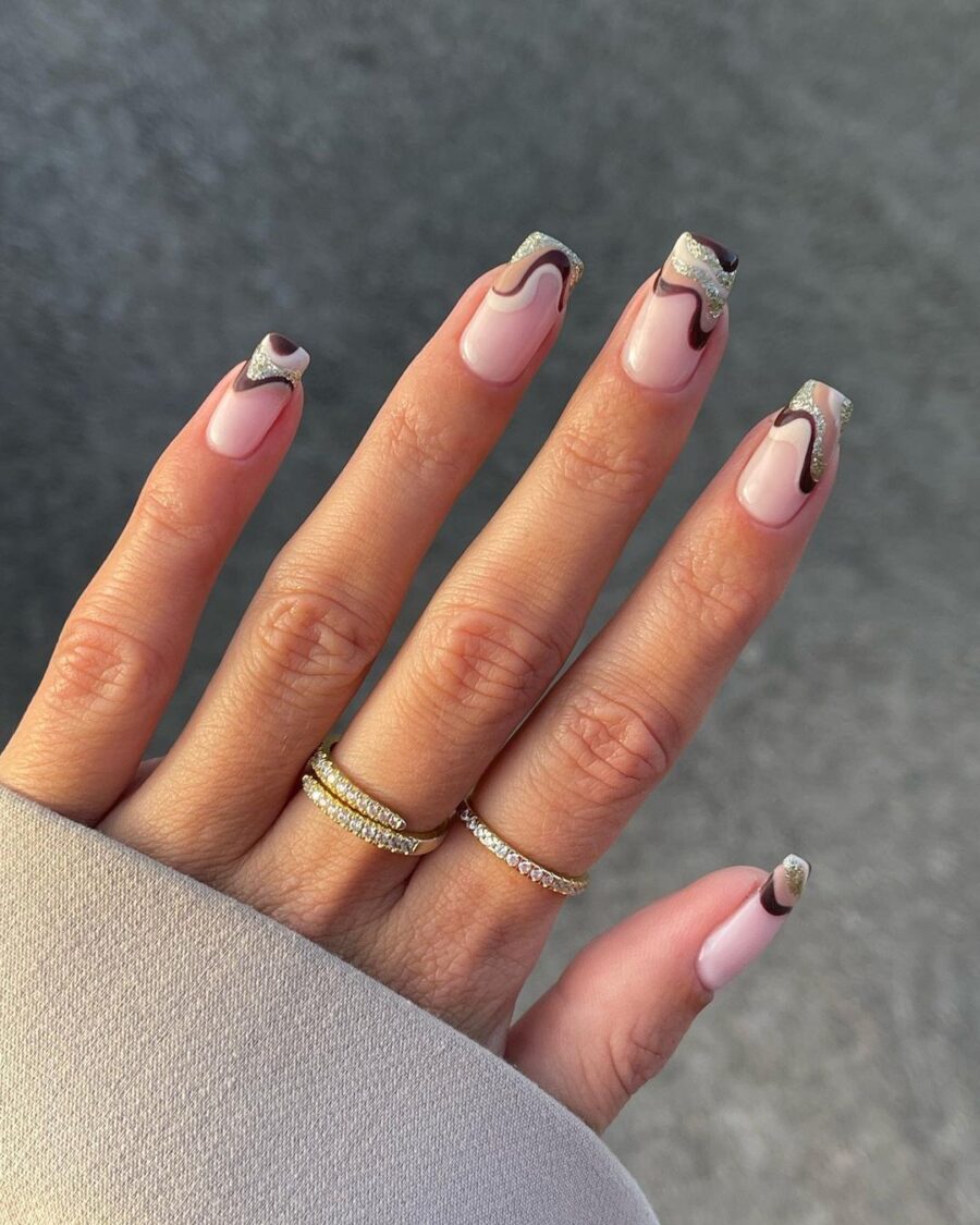 30 Extremely Amazing Pink Christmas Nails You need to try this year