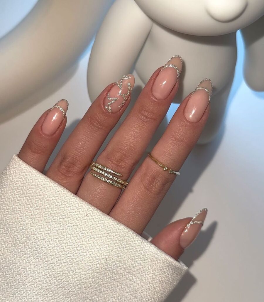 30 Extremely Amazing Pink Christmas Nails You need to try this year