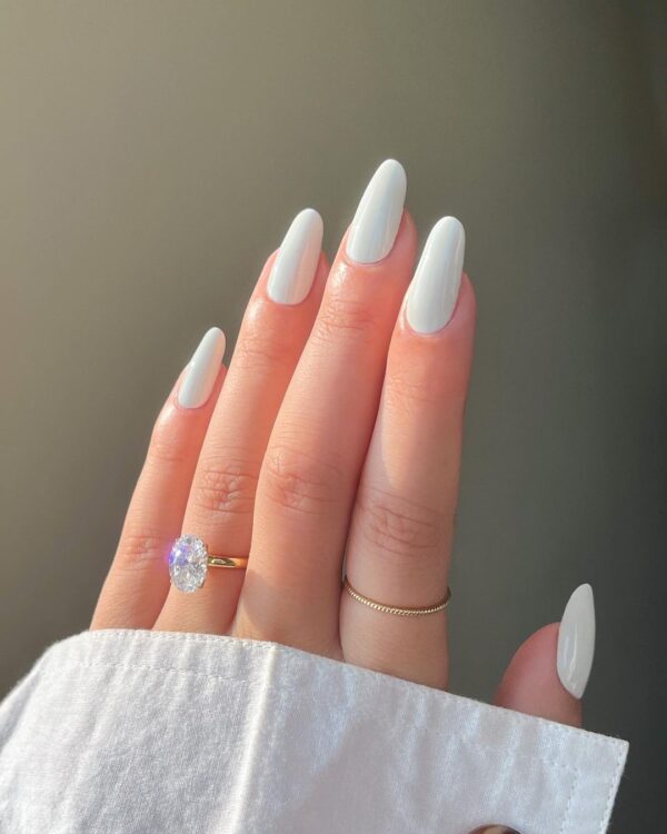 21 Best White nails you must try for an amazing look! - THE FASHIONABLE ONE